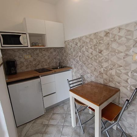Apartments Novacic ポレッチ エクステリア 写真